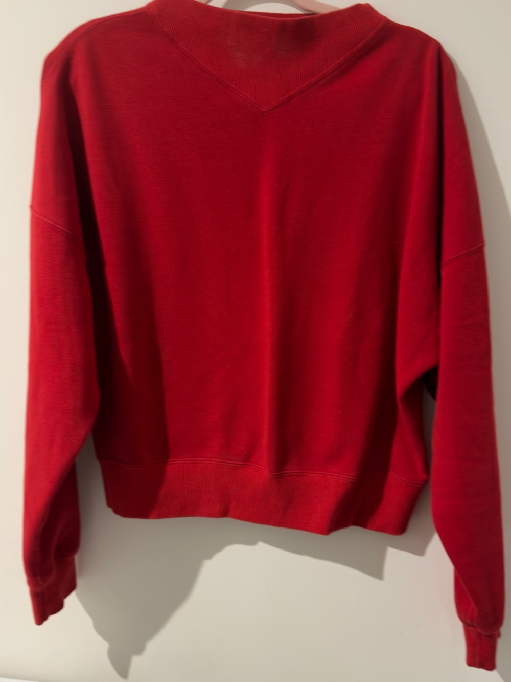 VintageWomen’s Red Crewneck Sweatshirt - Casual Pullover - Picture 2 of 5